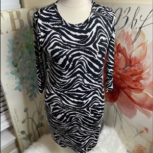 EUC Michael Kors Zebra print zipper shift dress🦓